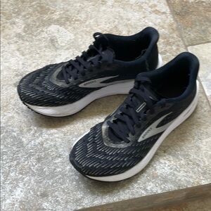 Brooks Black and White Hyperion Tempo Athletic Sneakers